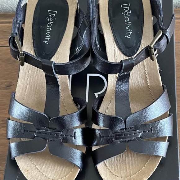 Relativity sandals, size 6.5, black - Picture 6 of 6